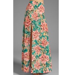 Show Me Your Mumu Mick Slit Skirt - in Tommy & The Band